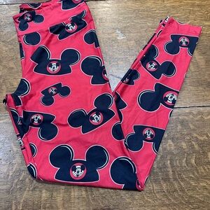 Disney World women’s sz large Red and Black‎ Mickey Mouse Leggings